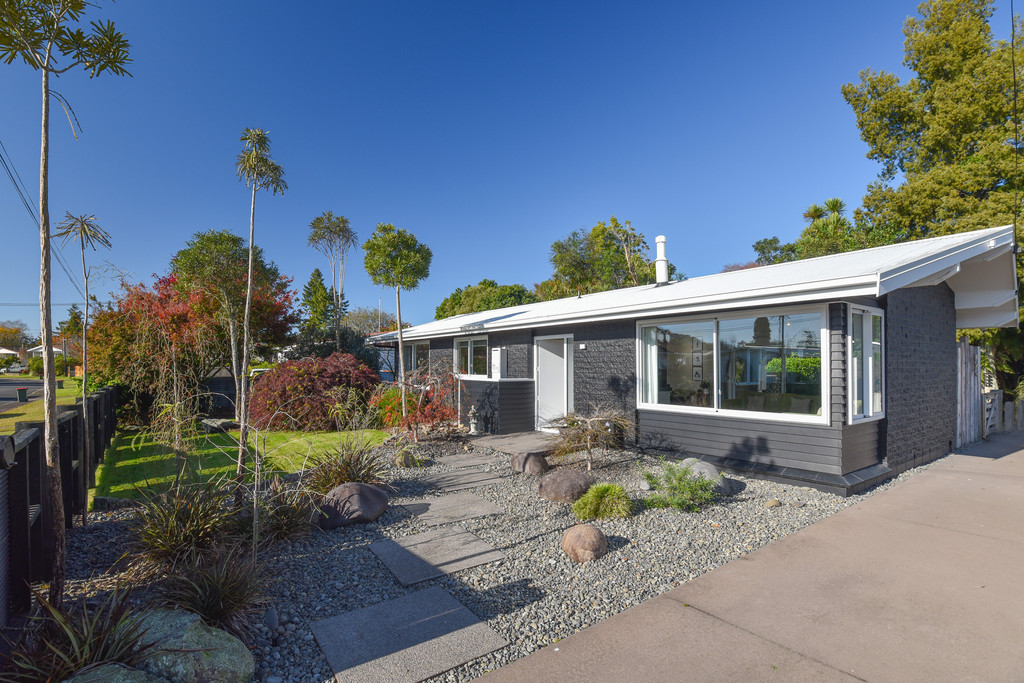 Streamside Suburban Bliss