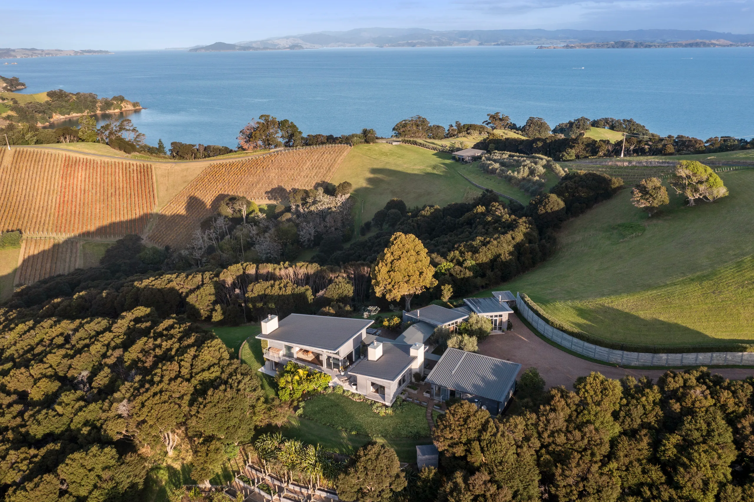 379F Gordons Road, Woodside Bay, Waiheke Island