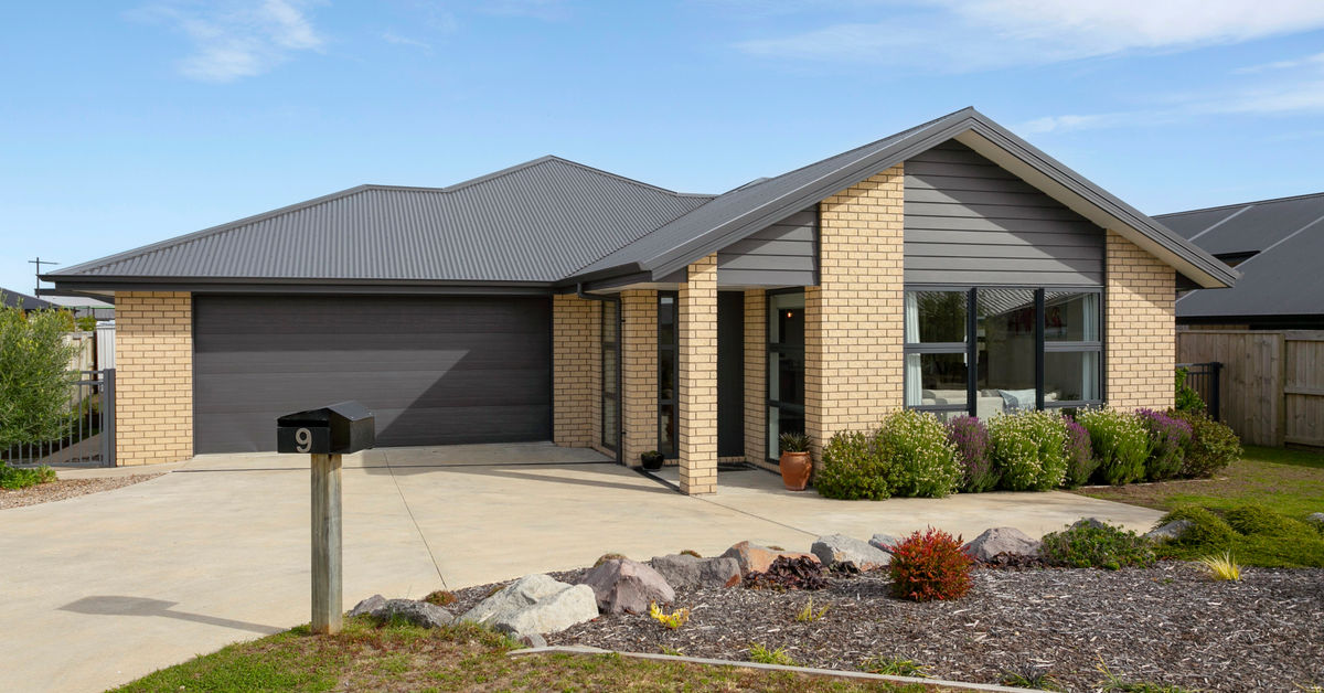 9 Roto Close, Wharewaka, Taupo NZ Sotheby’s Realty TAUP2055