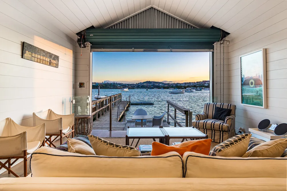 Boatshed on the bay 