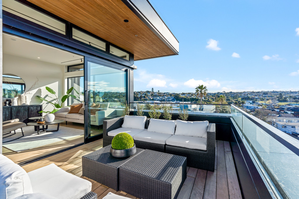 Exceptional Beachfront Penthouse, Ready to Move in