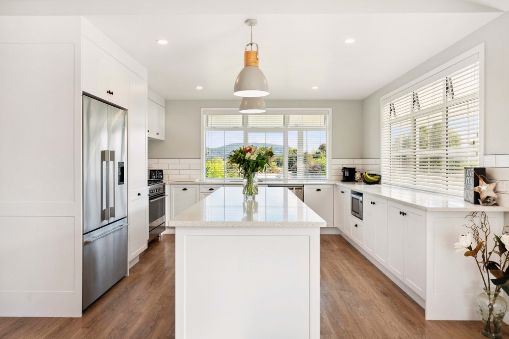 Timeless Elegance, Contemporary Comfort