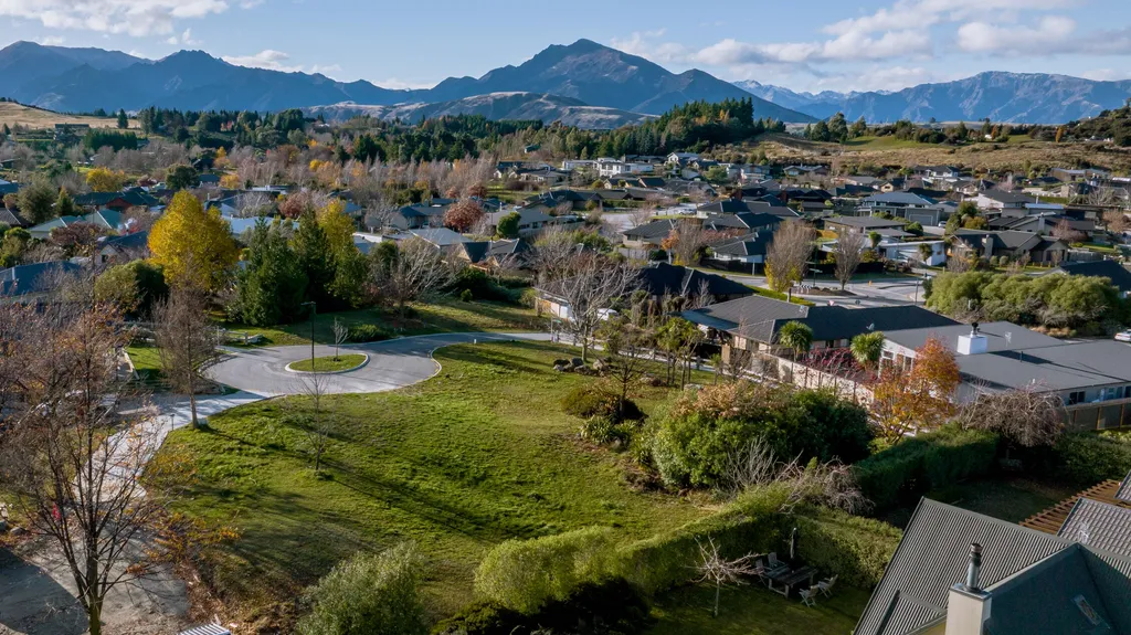 Charming Section, Central Wanaka