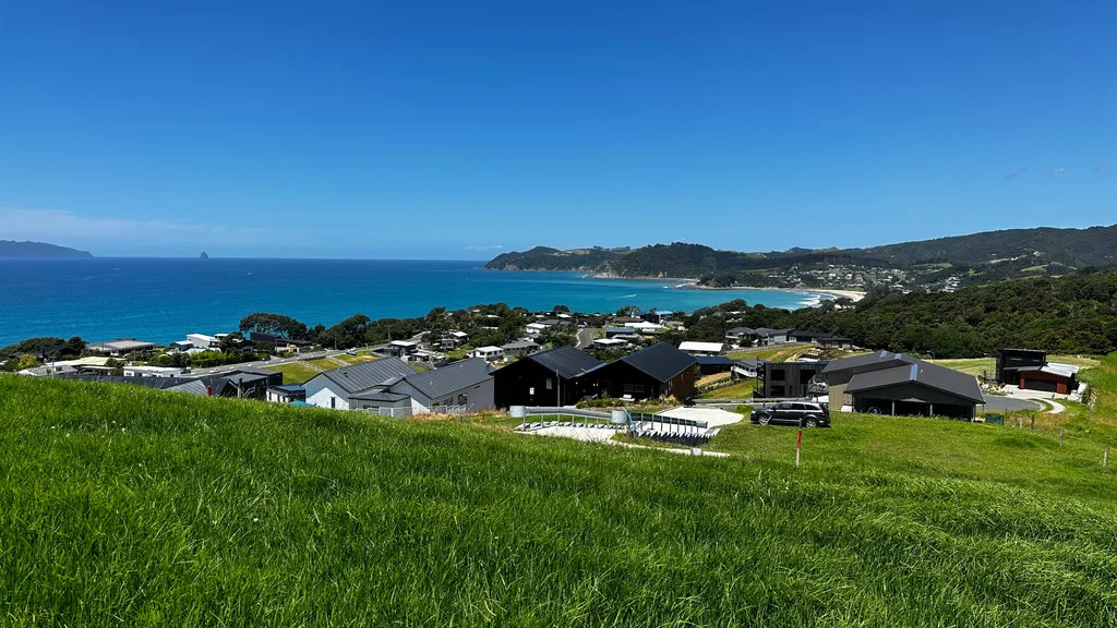 Idyllic Coastal Living - Ocean Views