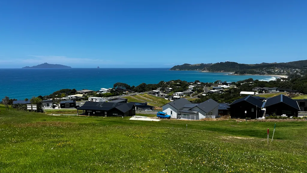 King Of The Hill - Ocean Views