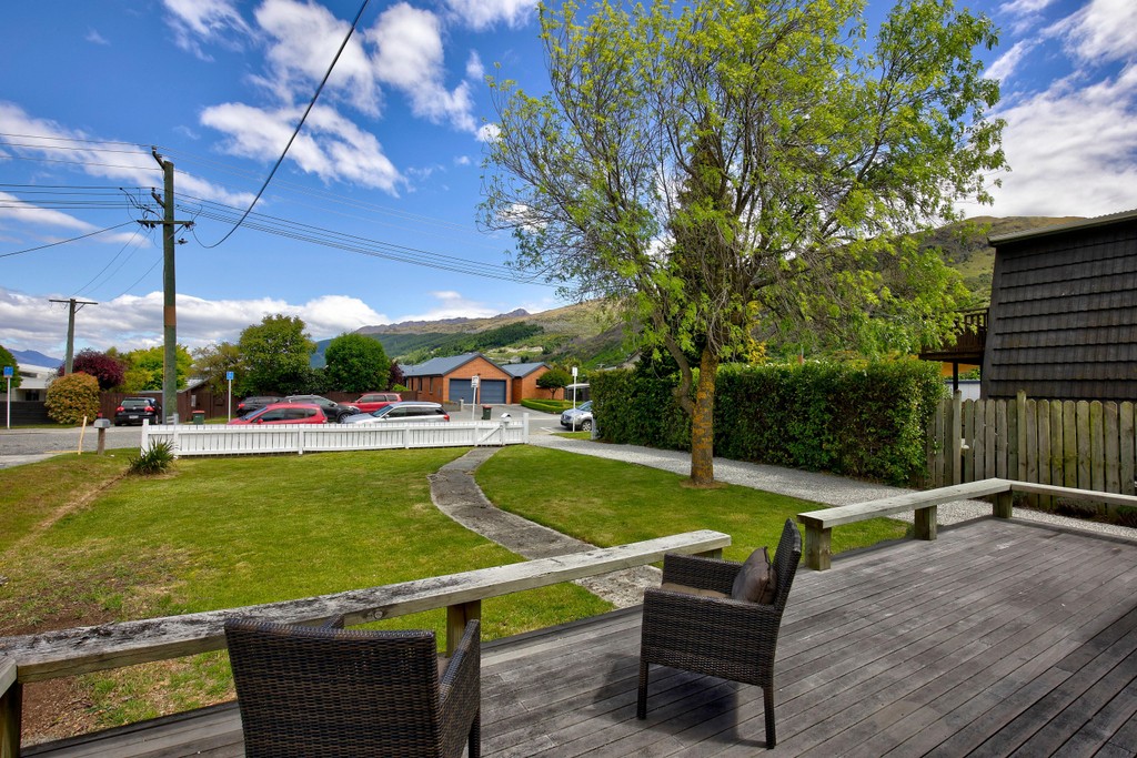 20 McBride Street, Frankton, Queenstown NZ Sotheby’s Realty QBS13309