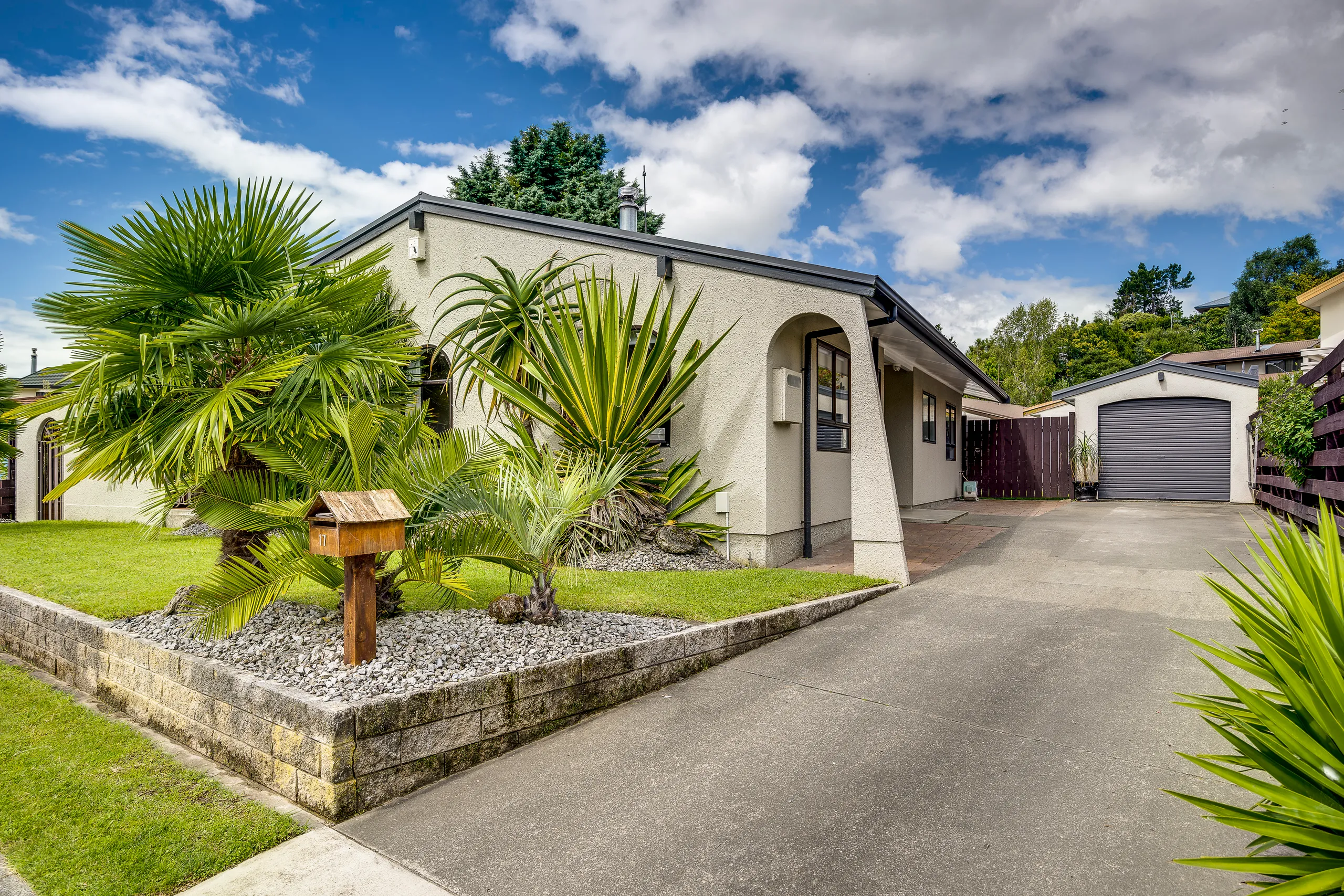 17 Churchill Drive, Taradale, Napier