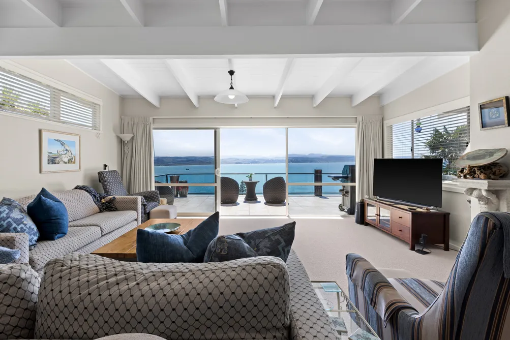 Stunning Sea Views, Outstanding Buying