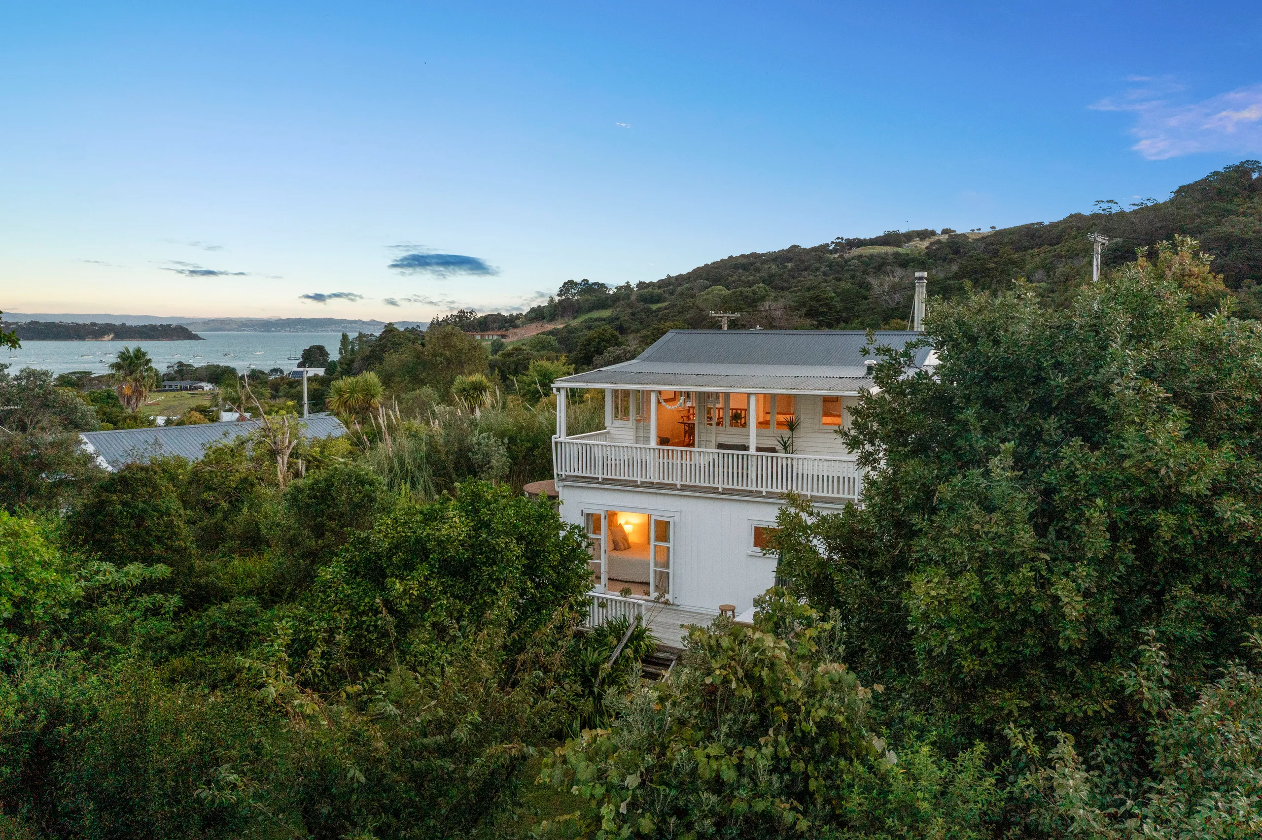 10 Tahatai Road, Oneroa, Waiheke Island