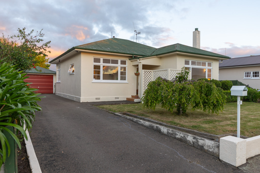 Tranquil Living Near Milverton Park