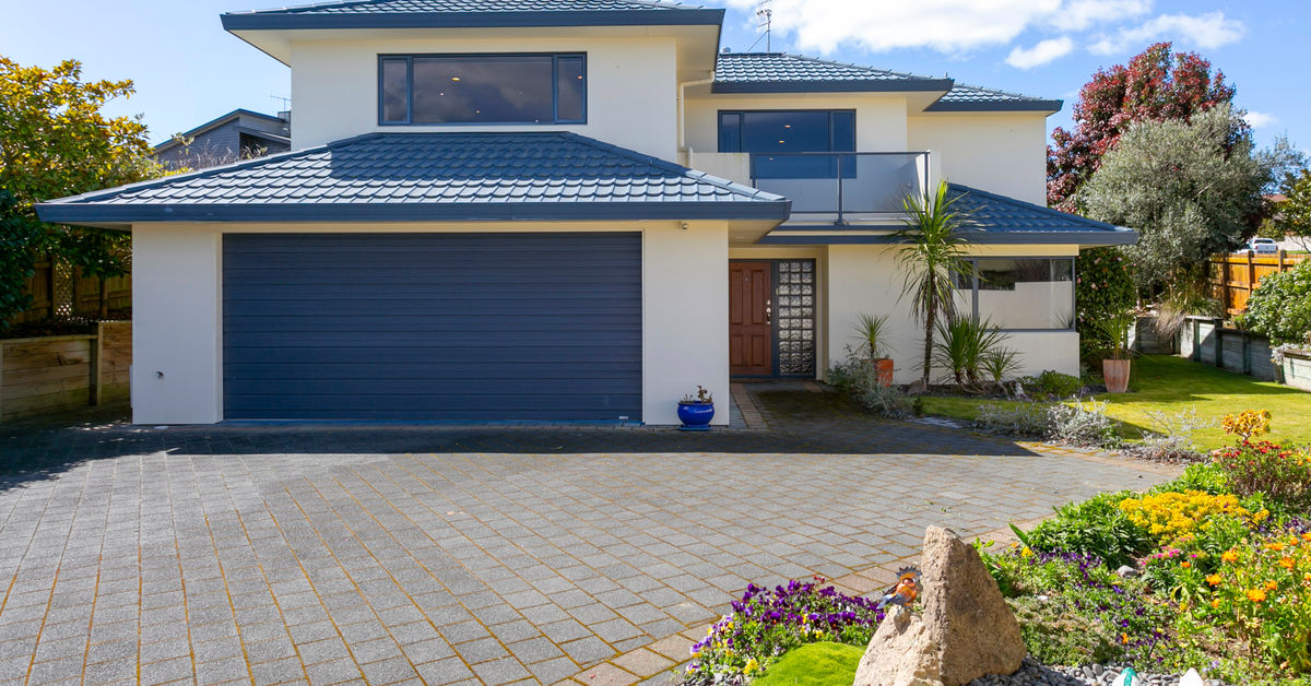 73 Arrowsmith Avenue, Waipahihi, Taupo NZ Sotheby’s Realty TAUP2098