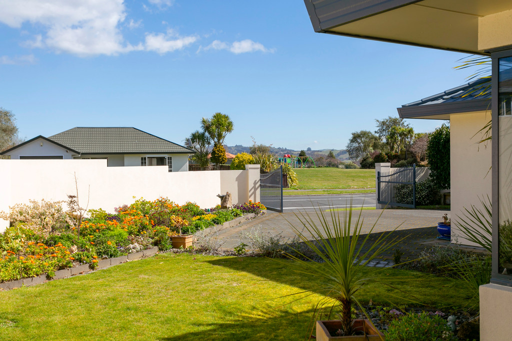 Waipahihi Family Home