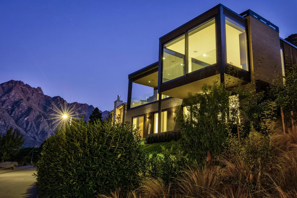 Repriced - Queenstown's Old Homestead Site