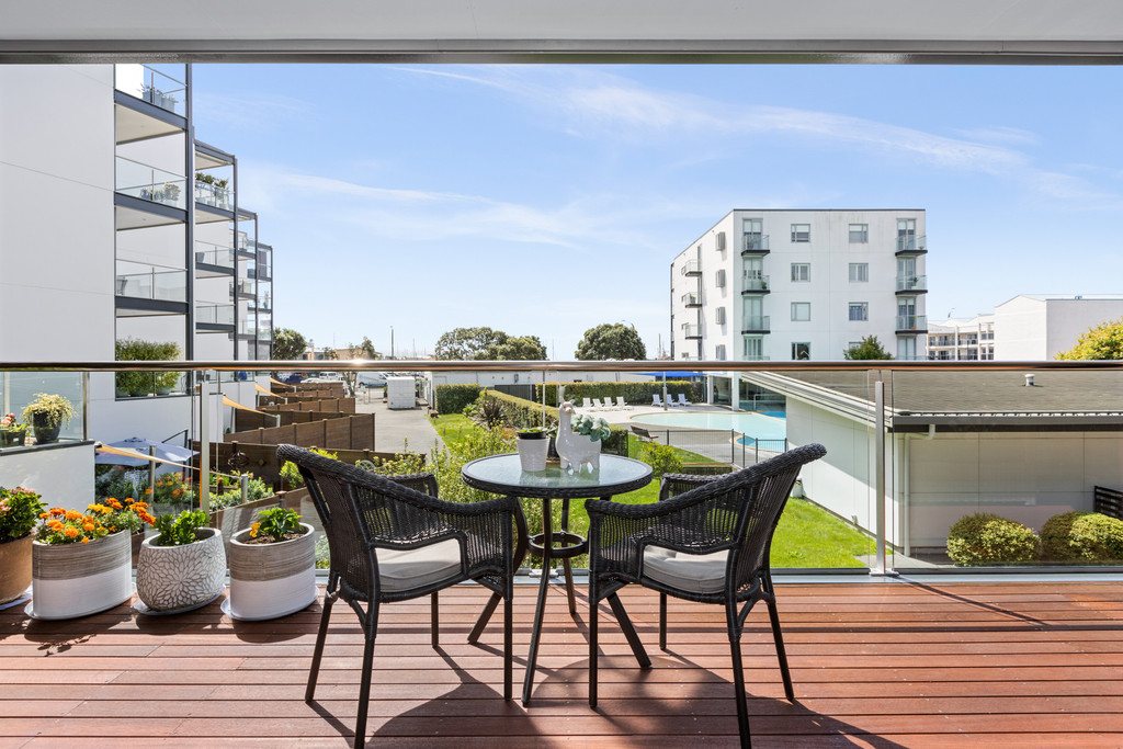 Easy Care Apartment Living 