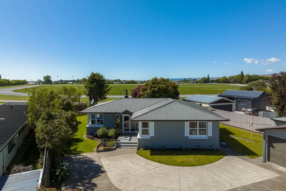 Spacious Family Home in Springlands