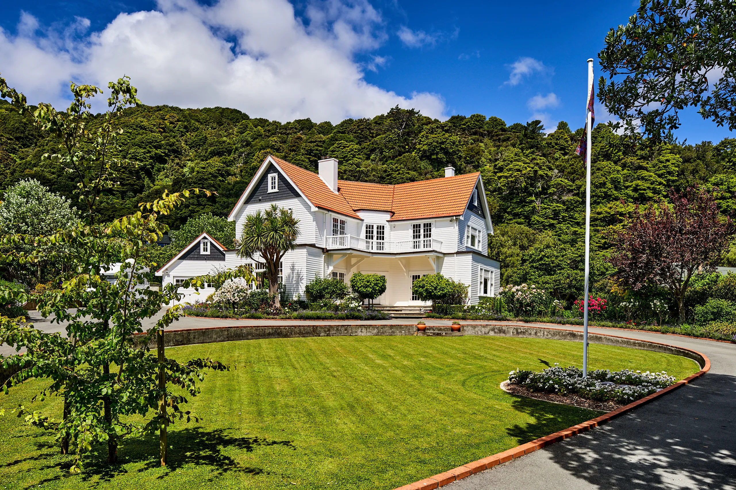 60 Cheviot Road, Lowry Bay, Lower Hutt City