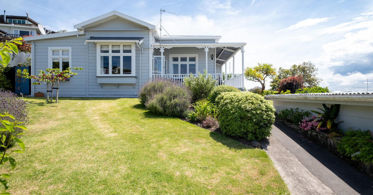 8 Goldsmith Terrace, Hospital Hill, Napier NZ Sotheby’s Realty HBNP1235