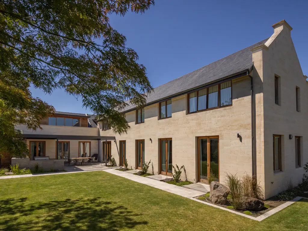 29GardenRoad-ParallaxFilms-sm05