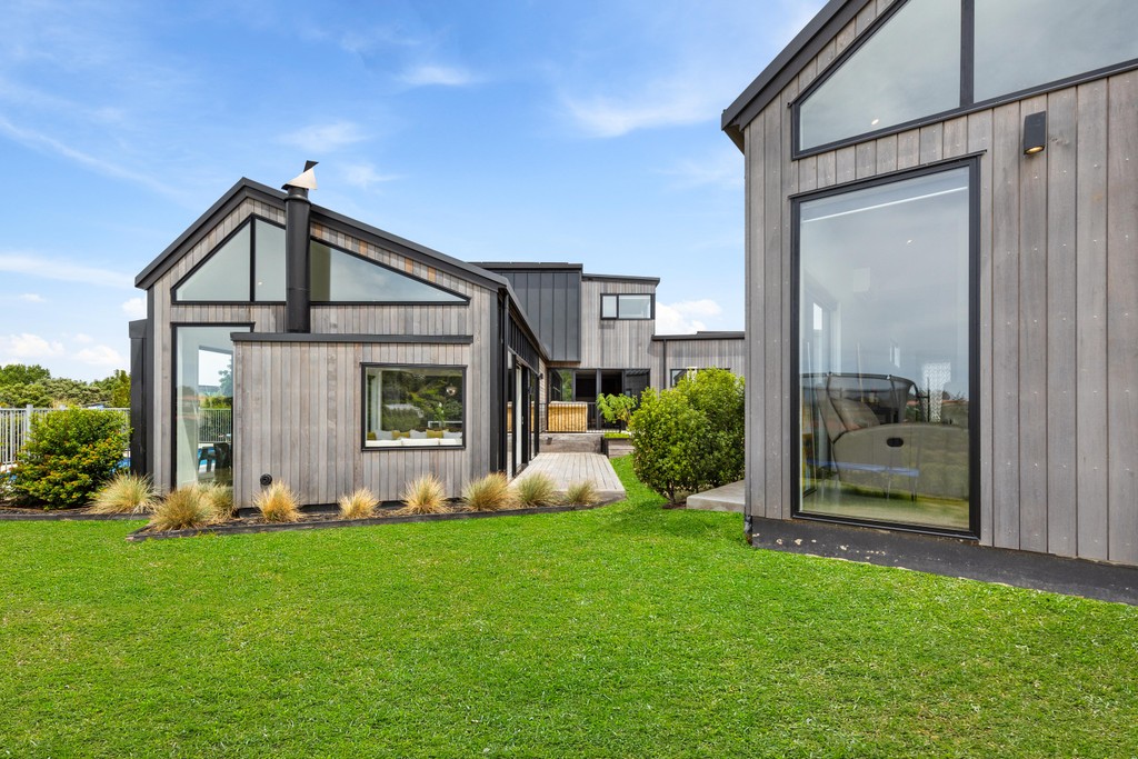 Modern Luxury on Large Lot plus Income 