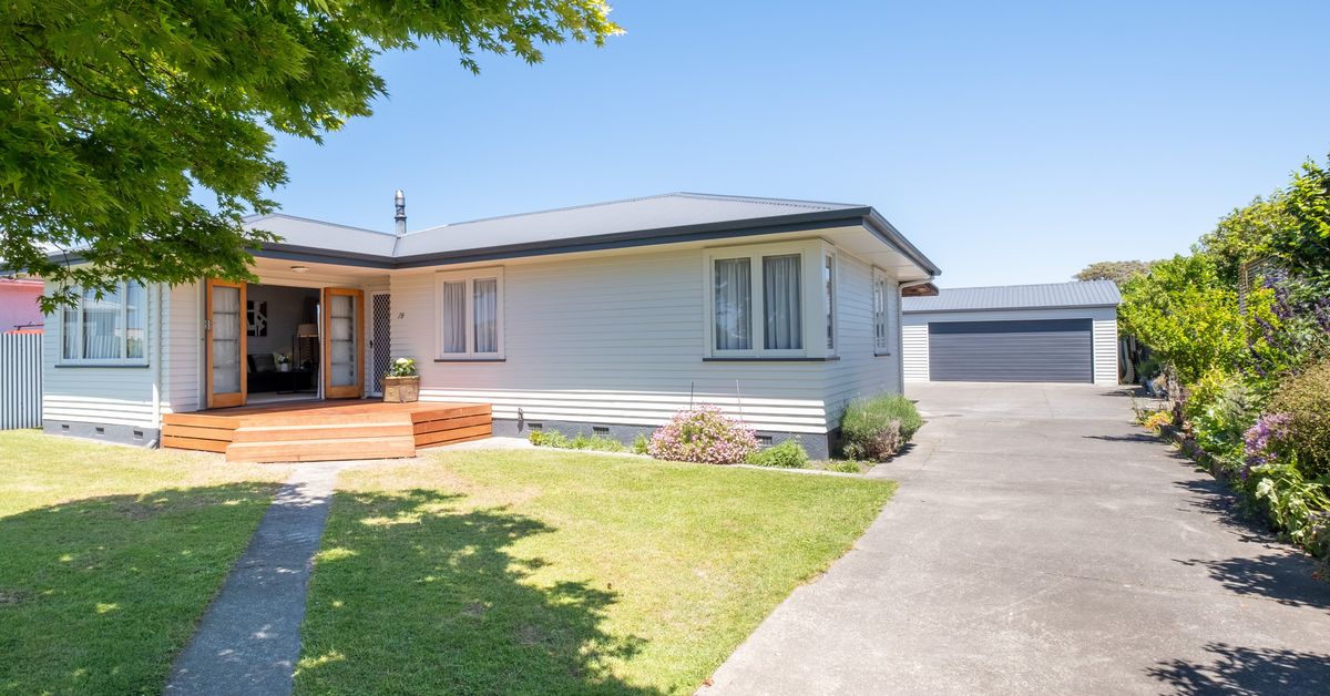16 Tucker Lane, Clive, Hastings NZ Sotheby’s Realty HBHN11908