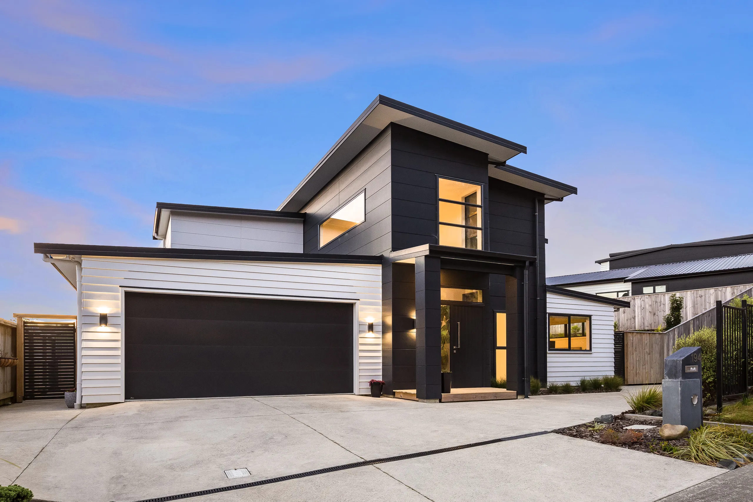 194 Navigation Drive, Whitby, Porirua City