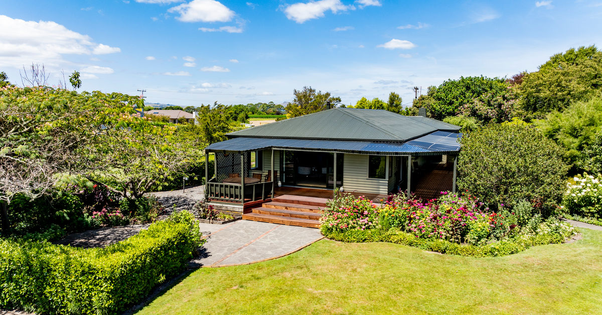 59 School Road, Clive, Hastings NZ Sotheby’s Realty HBHN11926