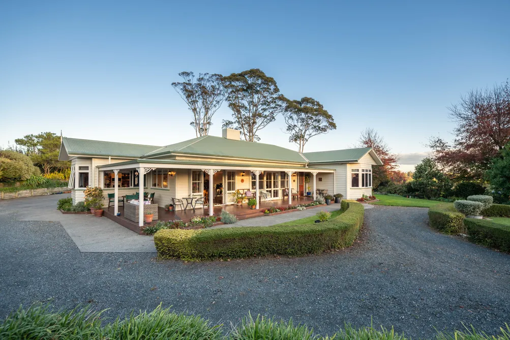 Australian Style Homestead-Panoramic Waikato Views