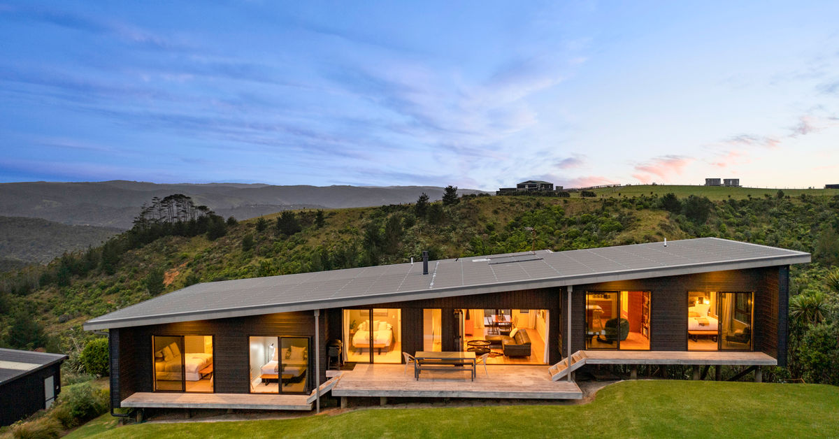 187 Constable Road, Muriwai, Rodney | NZ Sotheby’s Realty | NZE11693