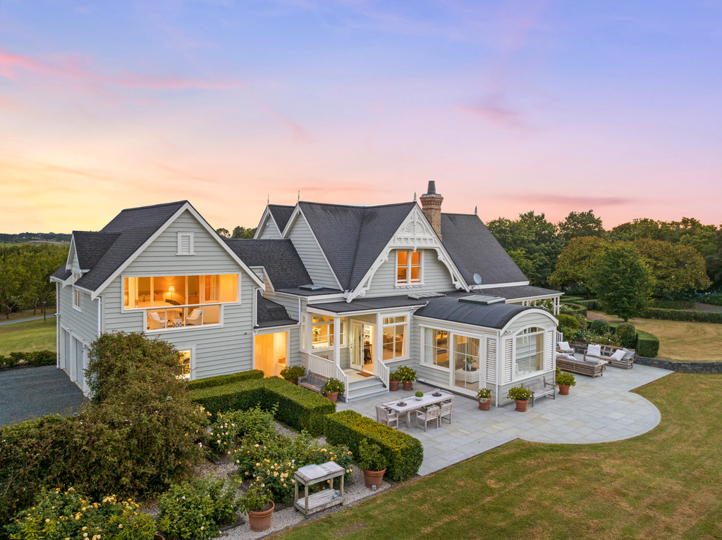 A Rare Legacy Estate- The Grange in Waitoki