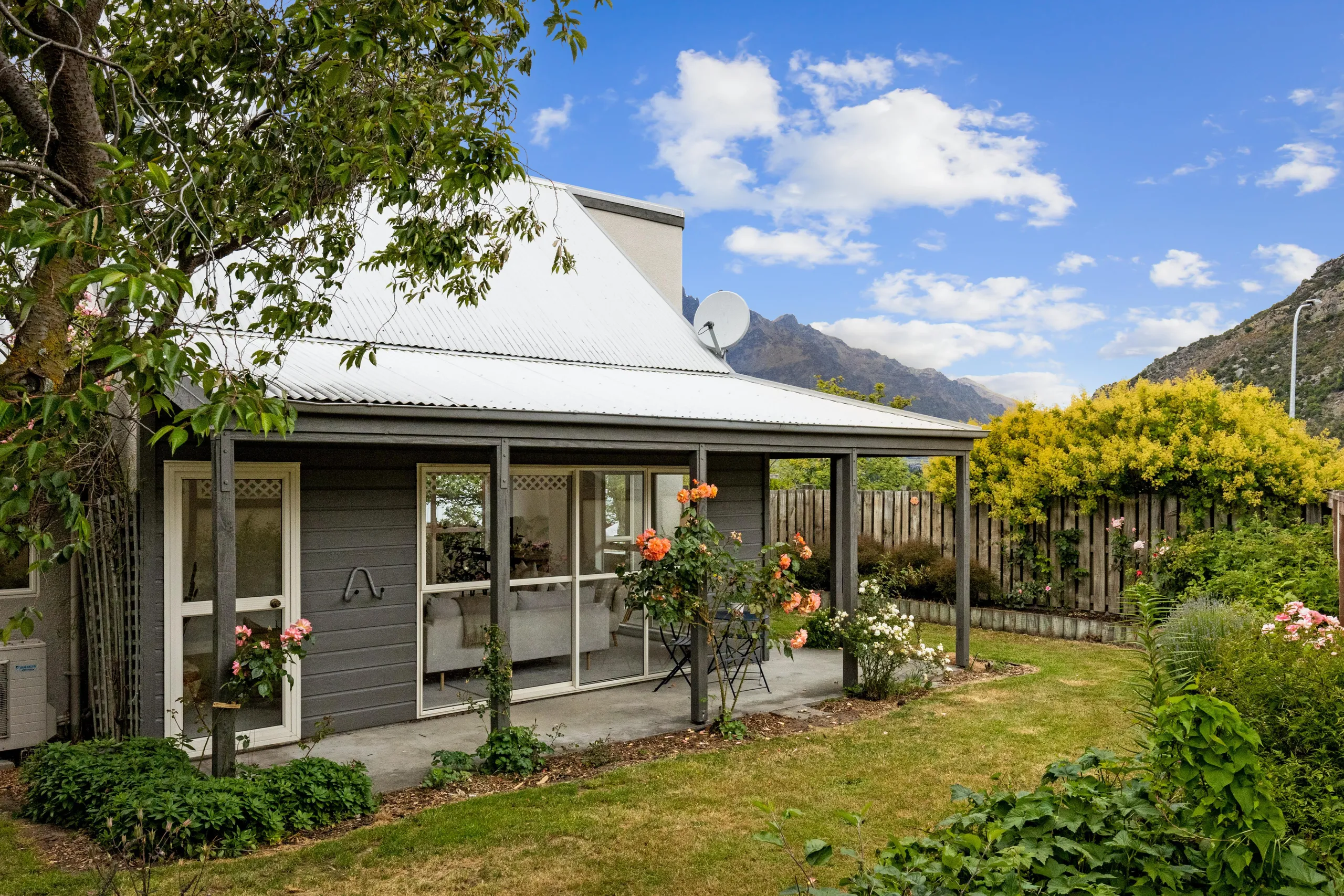 9 Alta Place, Frankton, Queenstown