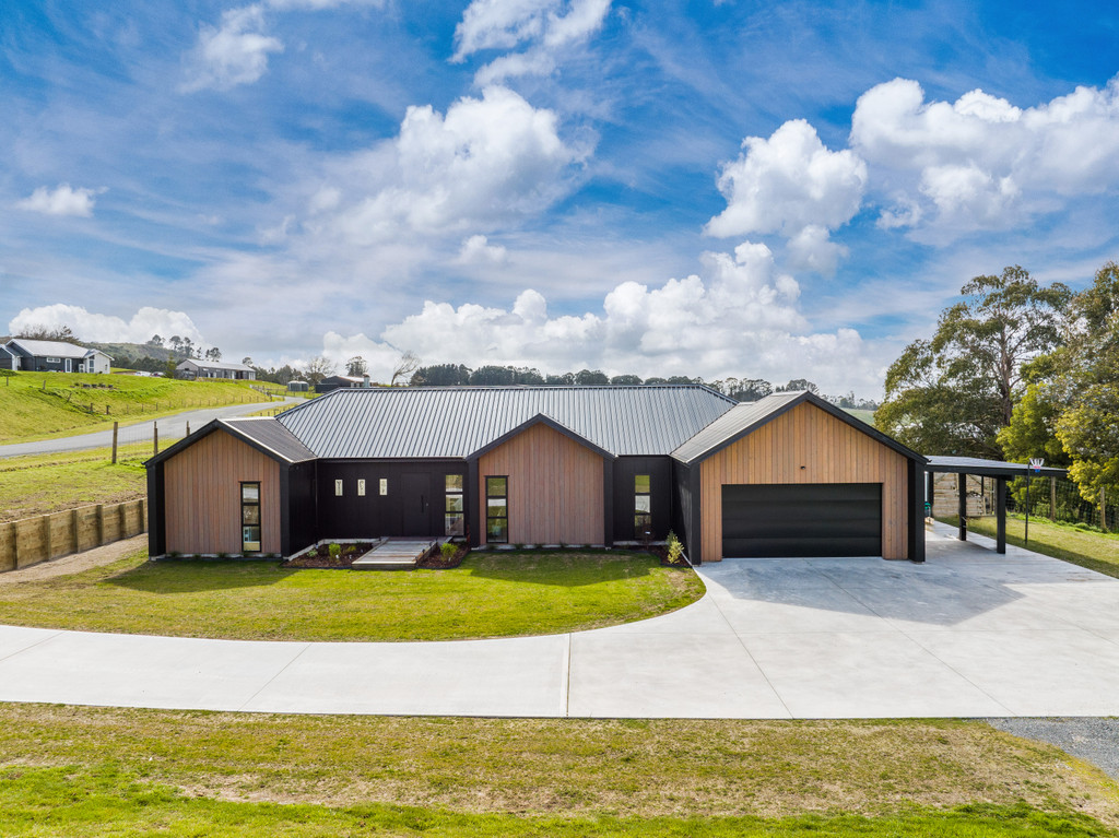 Tui Ridge Gem: Perfect Blend of Space and Style
