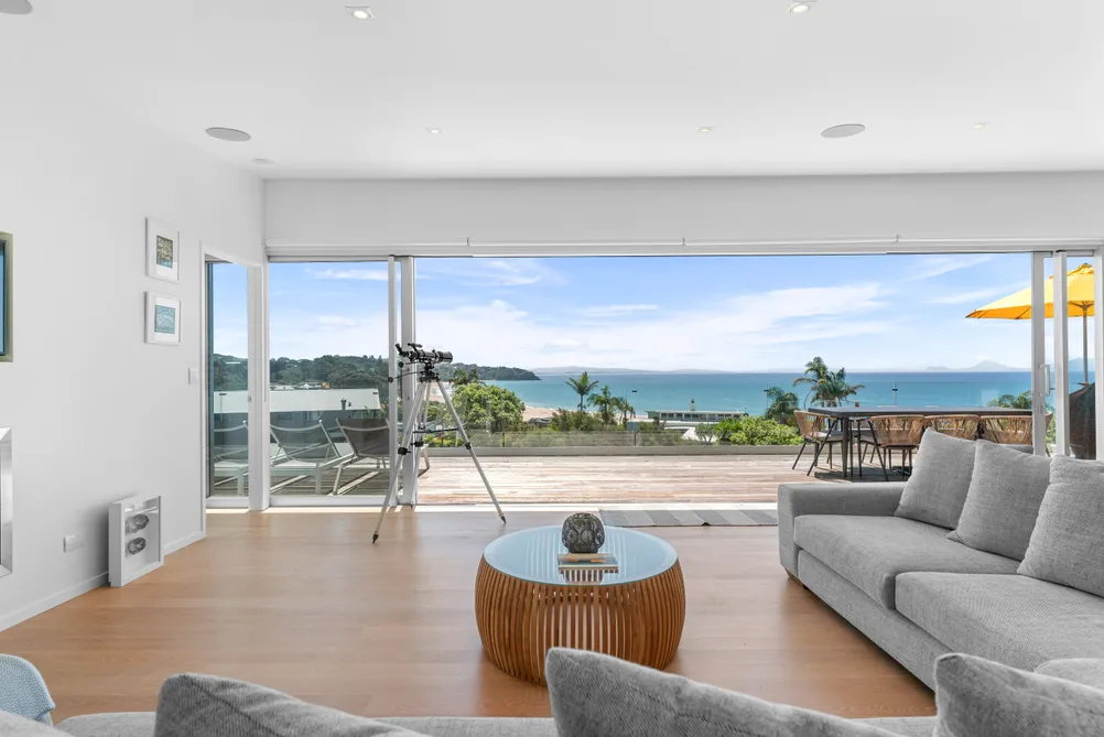 Lang Cove - Coveted Location