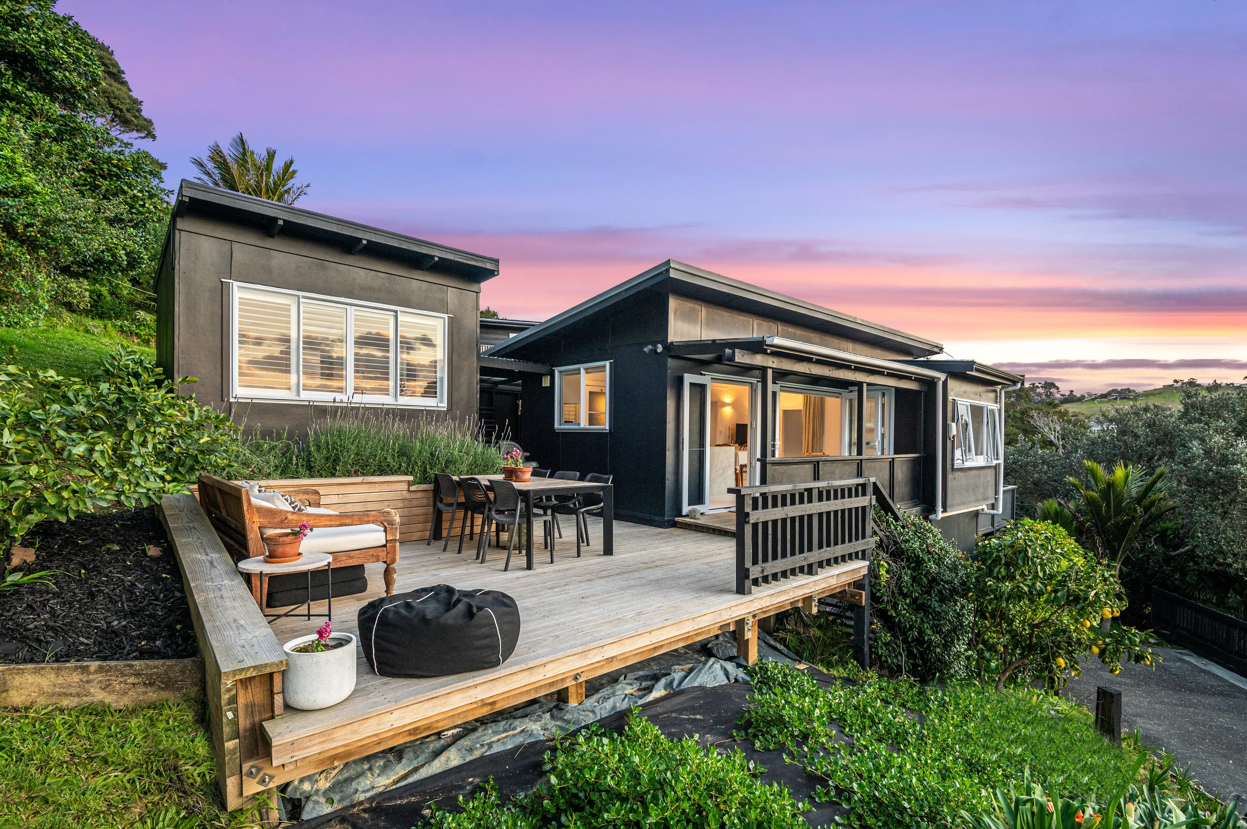 56 Hill Road, Palm Beach, Waiheke Island