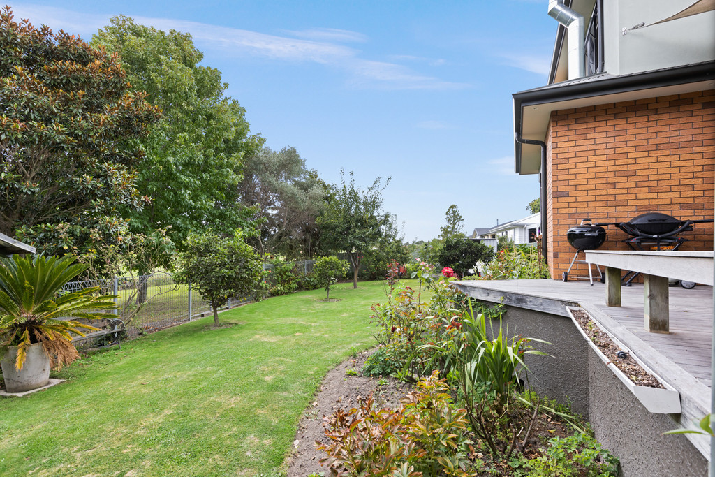 Generous Family Living in Greenmeadows