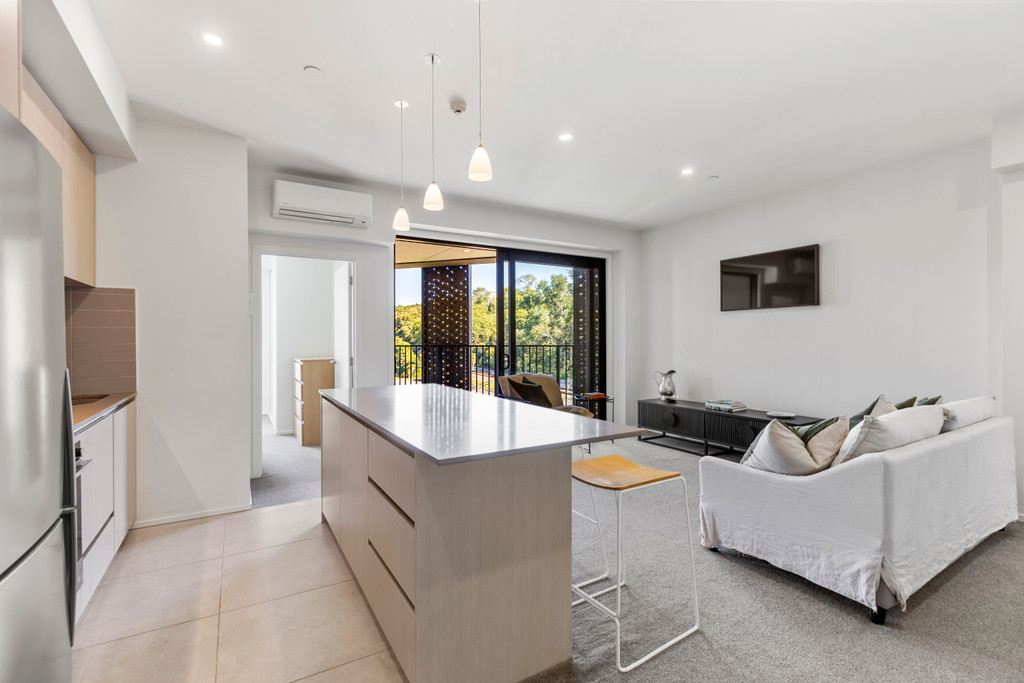 Investment gem or stylish Parnell lock up & leave