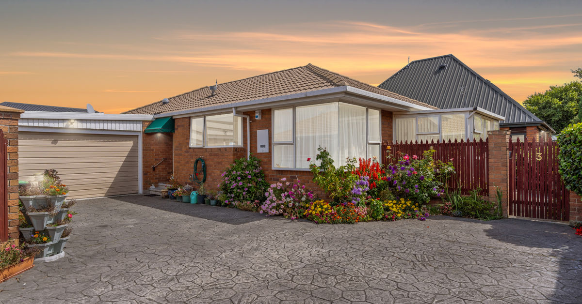 3/35 Avonhead Road, Avonhead, Christchurch City NZ Sotheby’s Realty