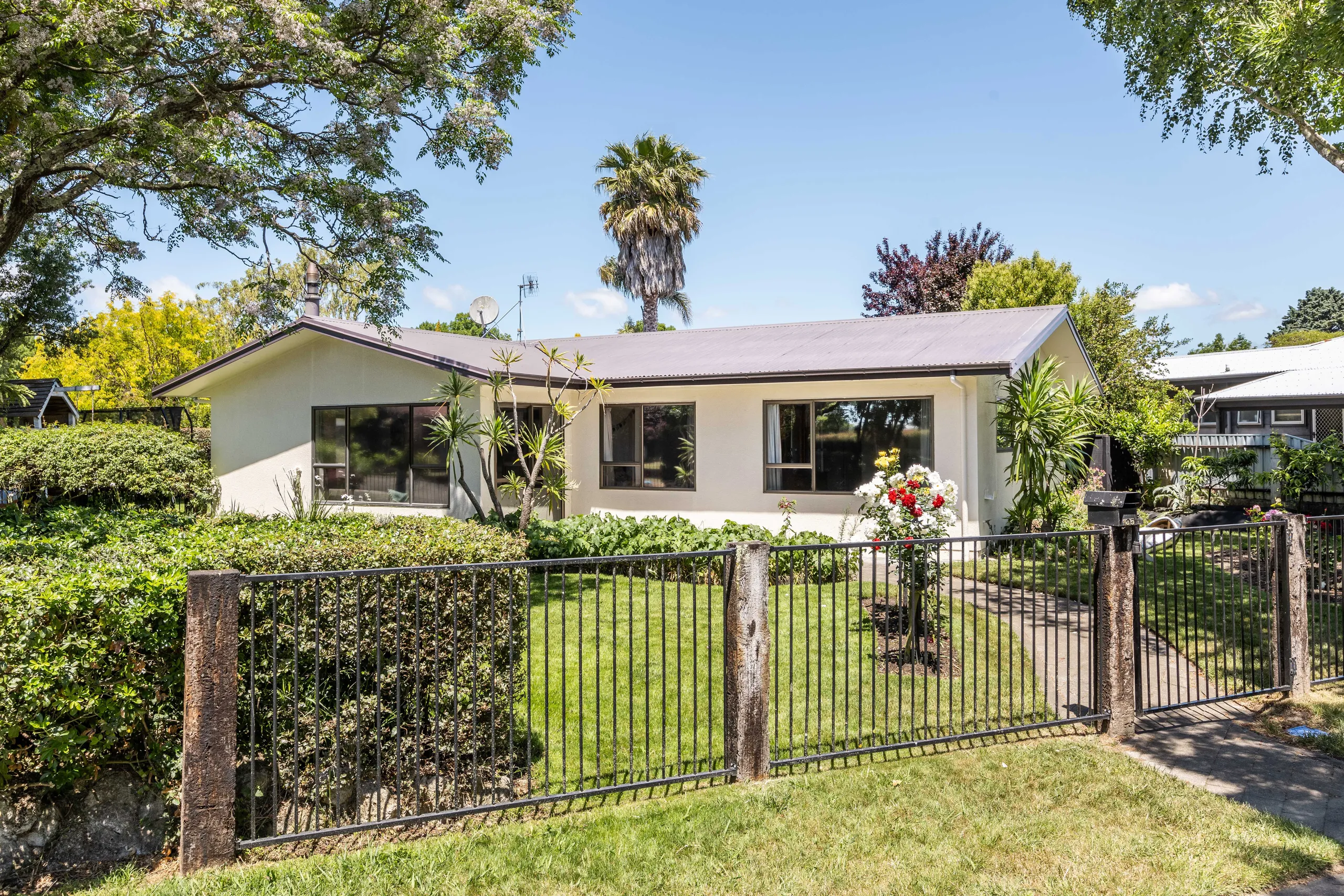 105 Middle Road, Havelock North, Hastings