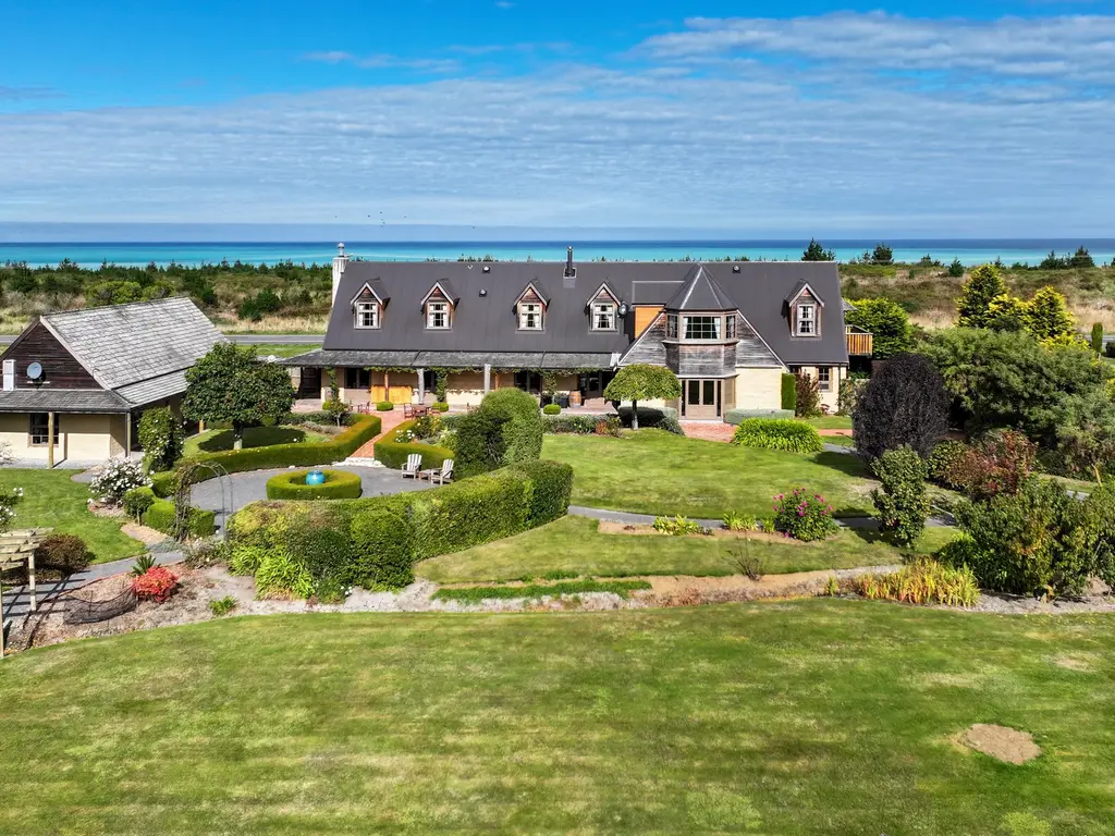 21 - Fyffe Country Lodge - Mediapoint
