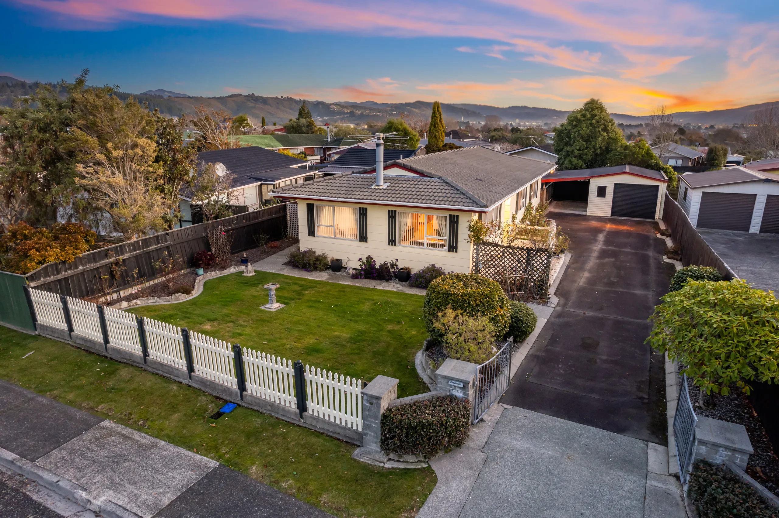 33 Shanly Street, Brown Owl, Upper Hutt City