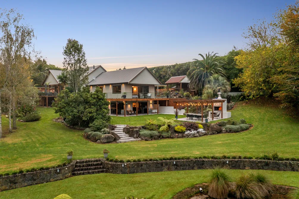 Versatile Estate - Equestrian Facilities & Income