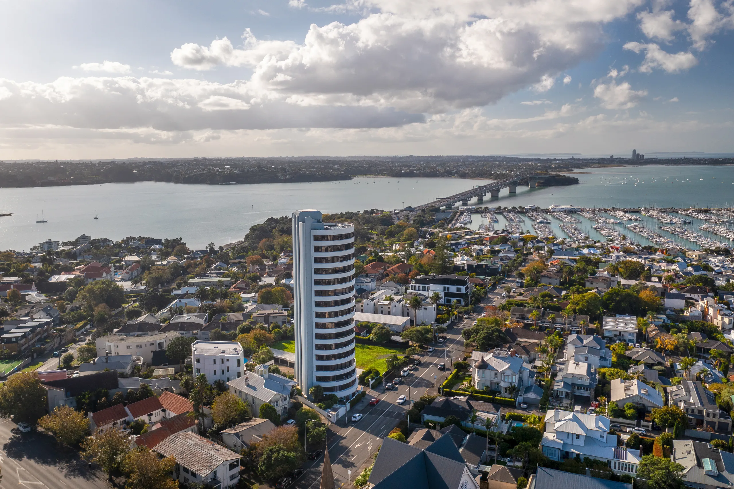15/10 Shelly Beach Road, Herne Bay, Auckland City
