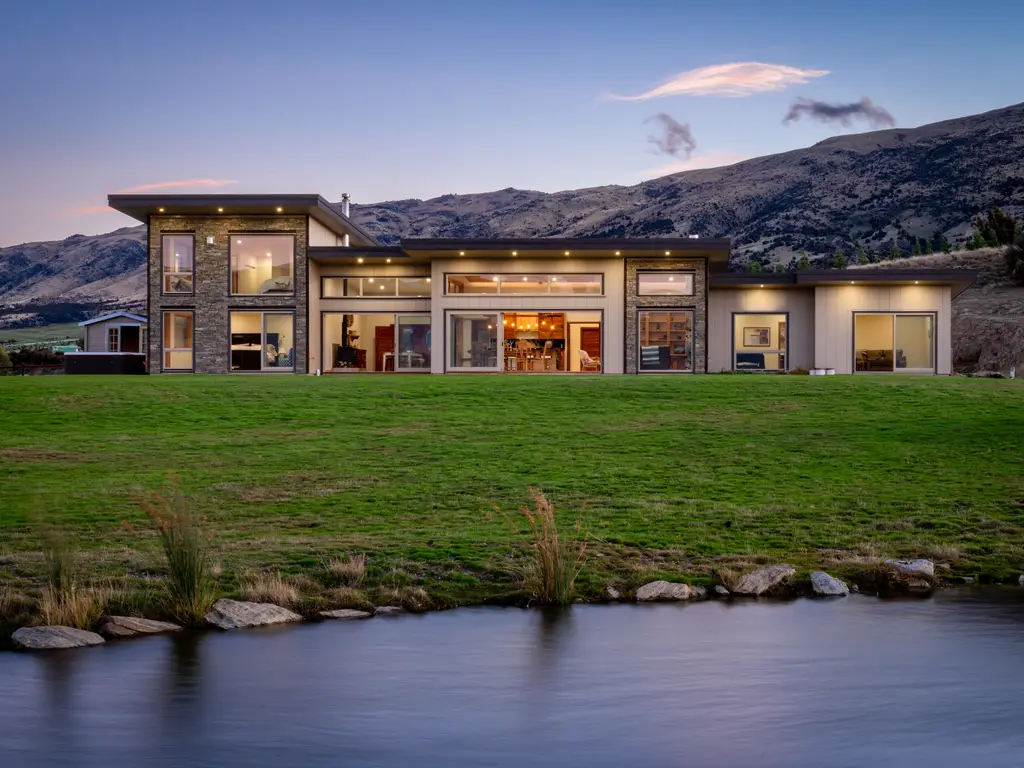 Houses for sale in Wanaka NZ Sotheby’s Realty