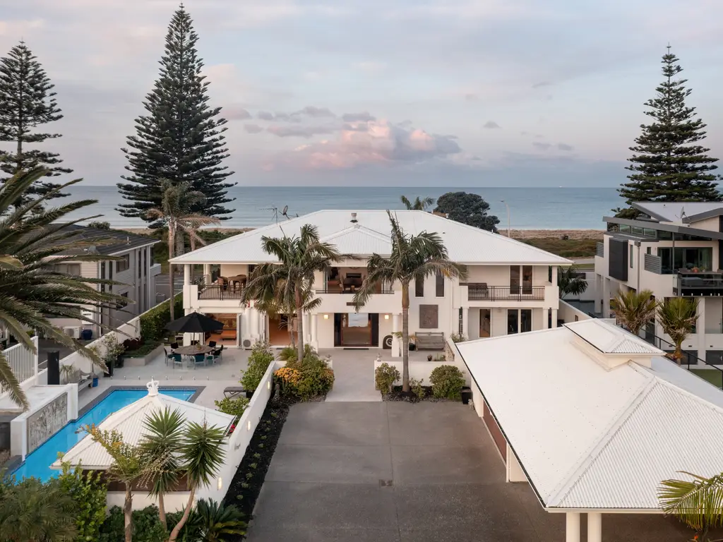 149 - 91 Marine Parade Web