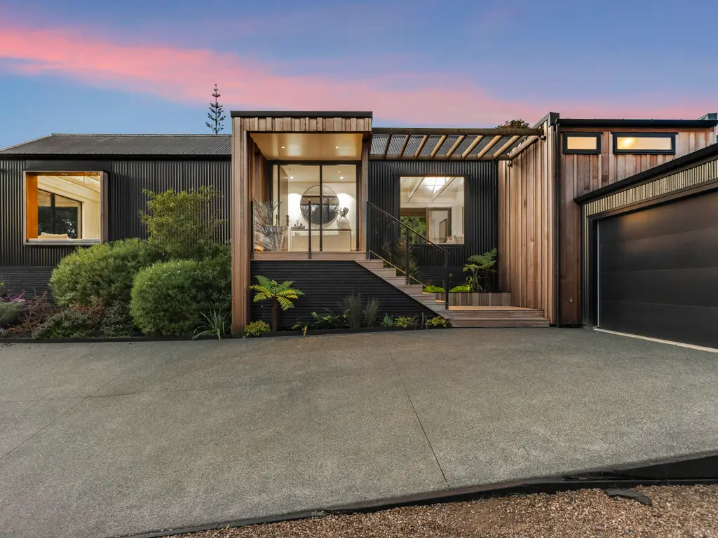 Houses for sale Waiheke Island NZ Sotheby’s Realty