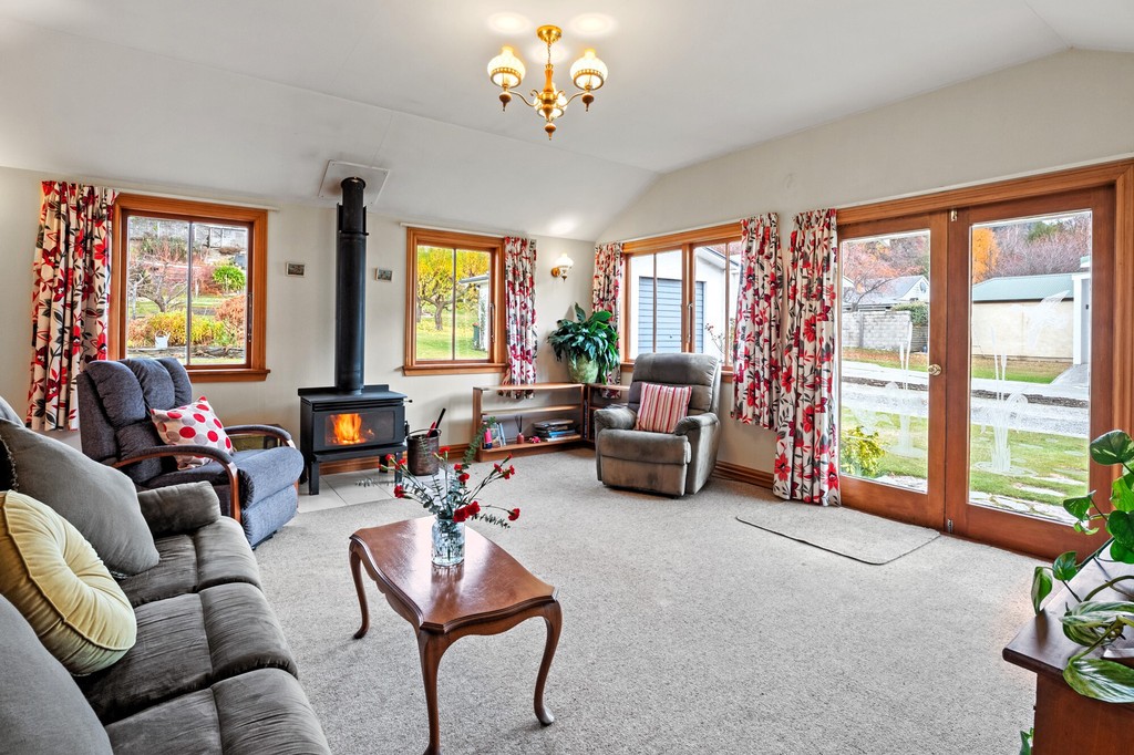 1/4 Acre Prize Position in Arrowtown