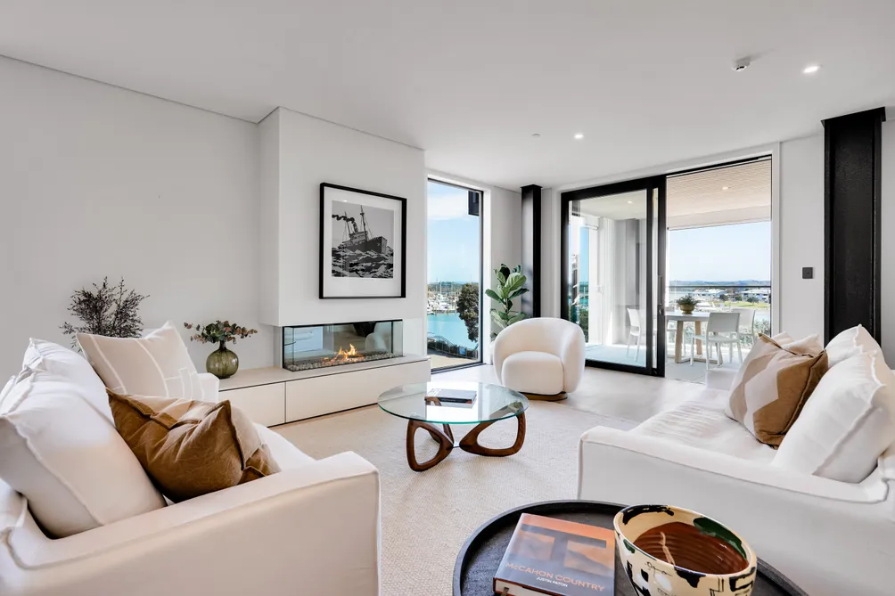 Luxury Waterfront Corner Apartment
