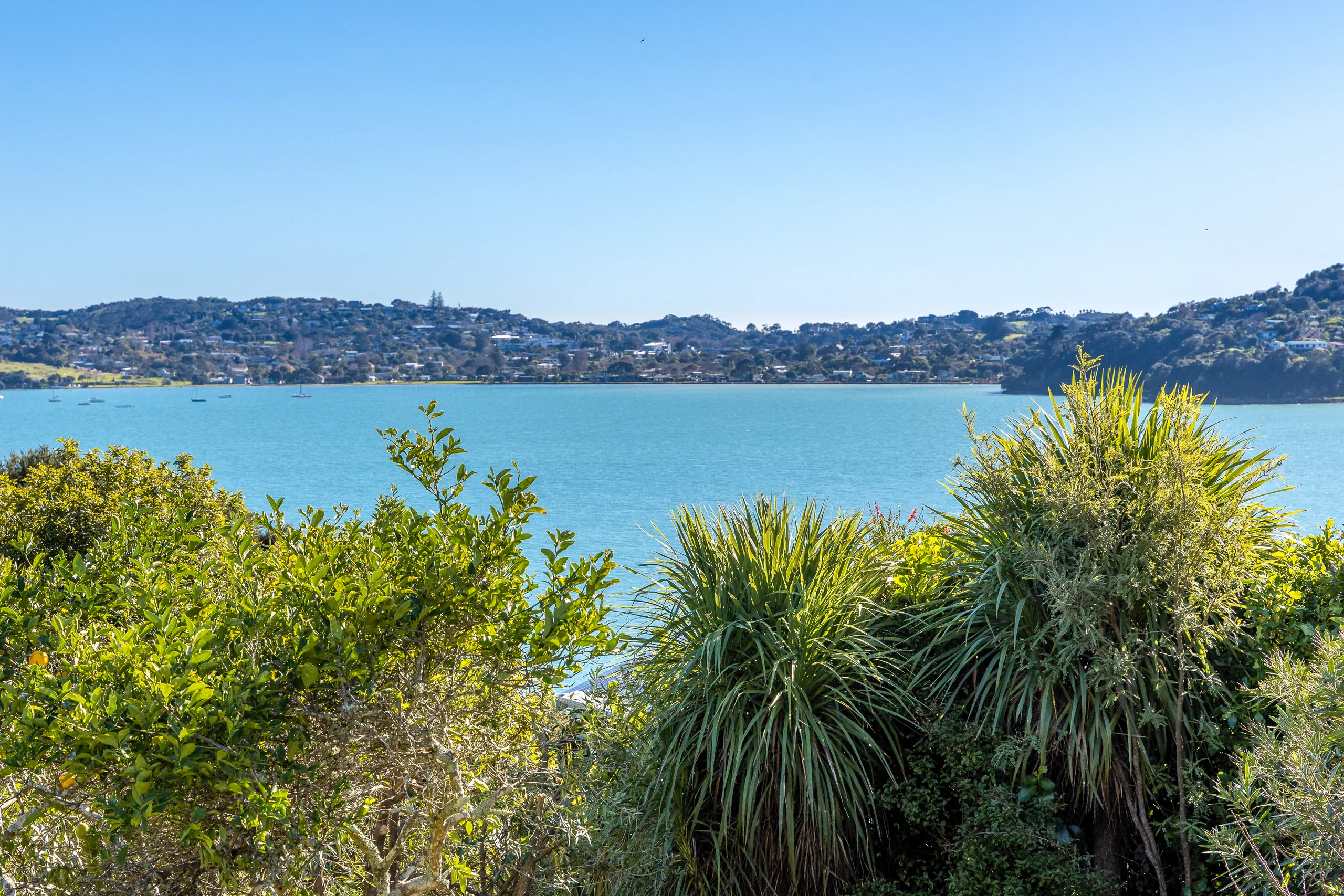 17 Kennedy Point Road, Surfdale, Waiheke Island