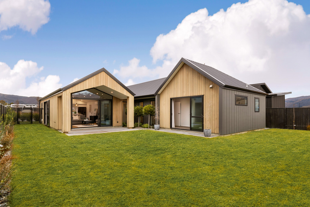 Vacant - Ready for Immediate Possession