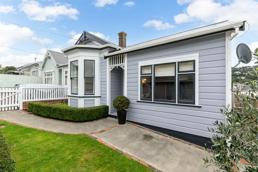 So Charming in This Suburban Oasis