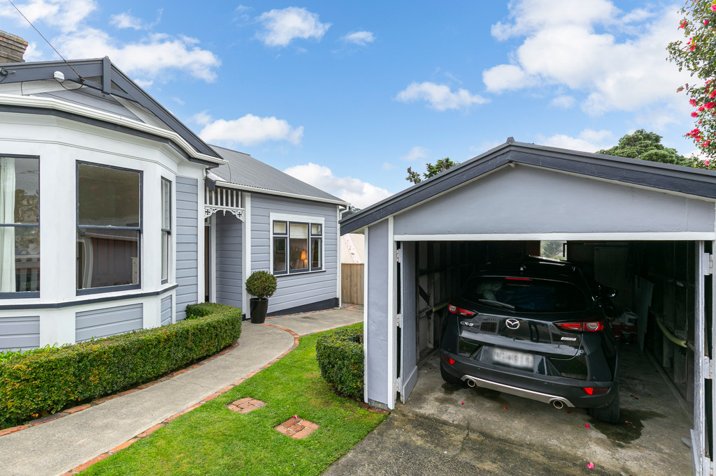 So Charming in This Suburban Oasis